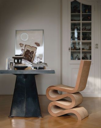 Wiggle Side Chair в интерьере
