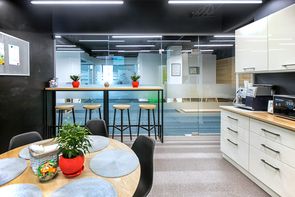 Dev-Pro Office in Lviv - Real Foto Dev-Pro Office in Lviv - Real Foto
